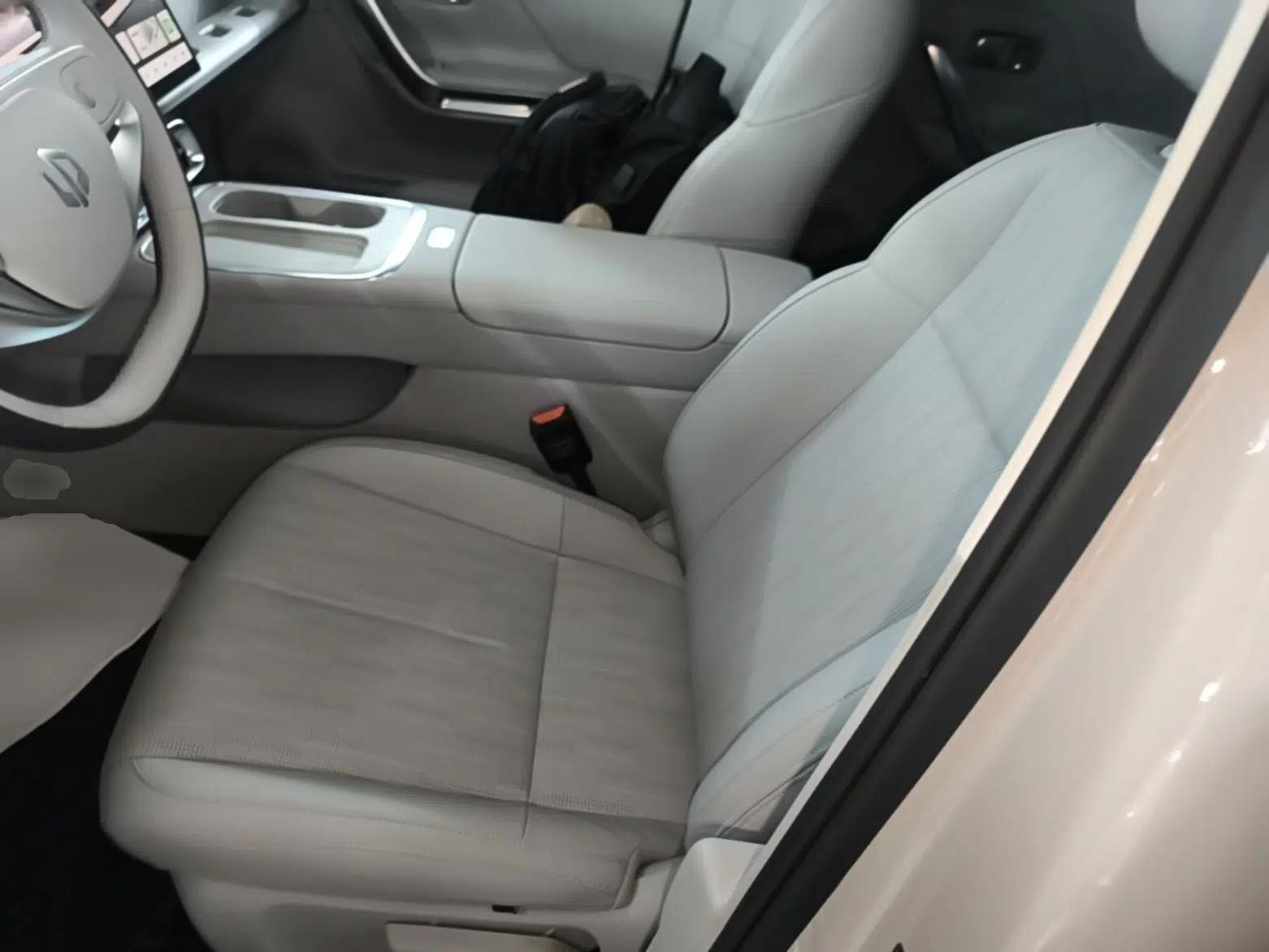 Leapmotor B01 2025 550 Comfort Edition — миниатюра 17