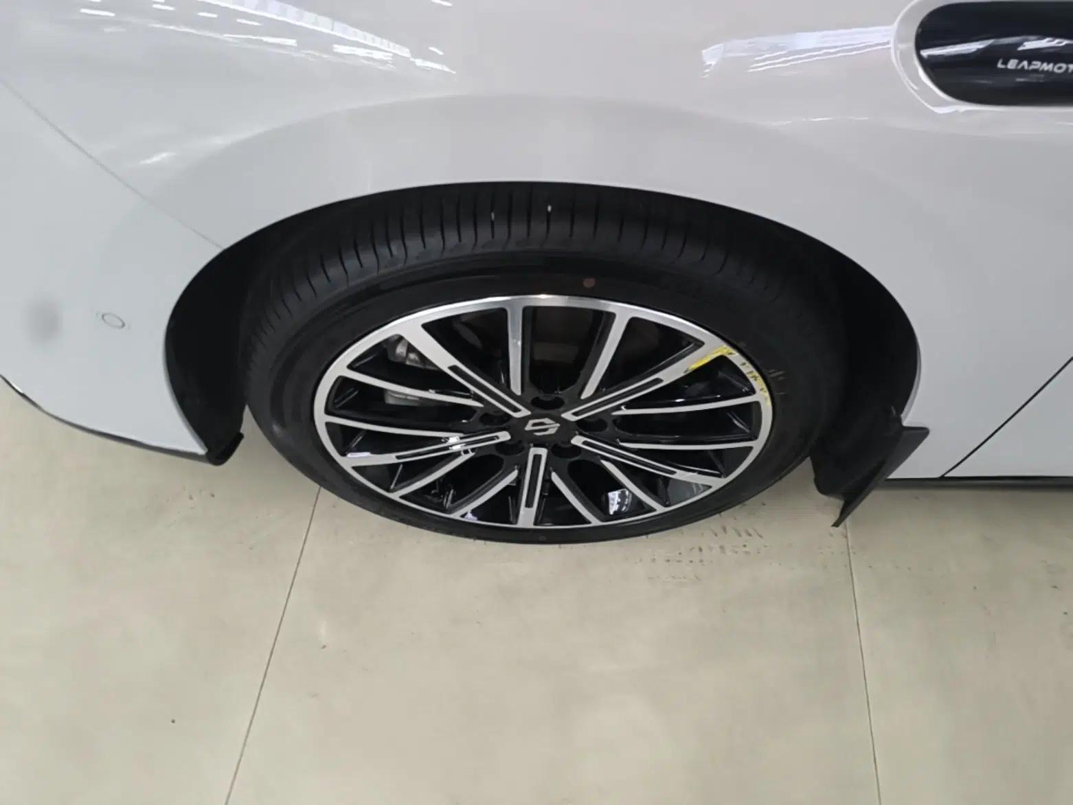 Leapmotor B01 2025 550 Comfort Edition — миниатюра 10