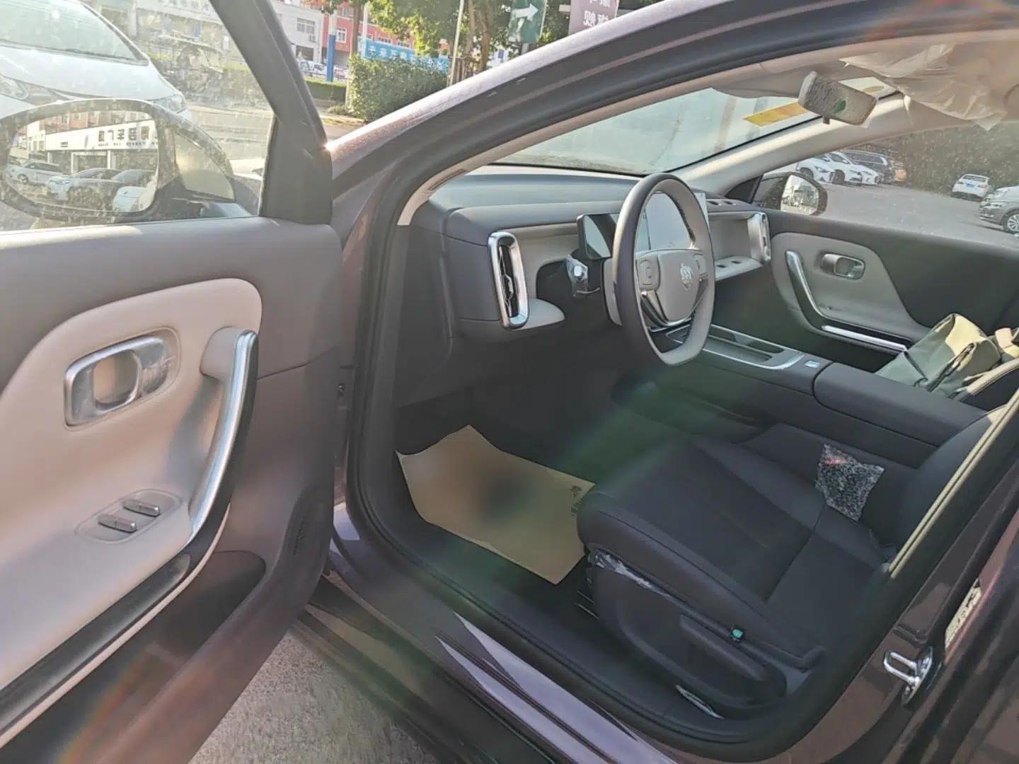 Leapmotor B01 2025 550 Comfort Edition — миниатюра 18