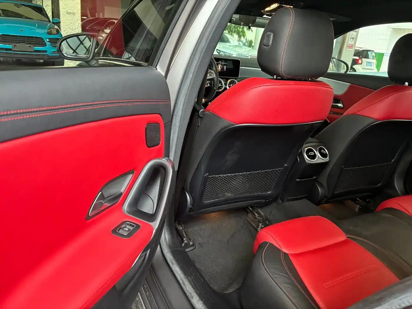 2020 Mercedes-Benz A-Class AMG A 35 L 4MATIC — миниатюра 11