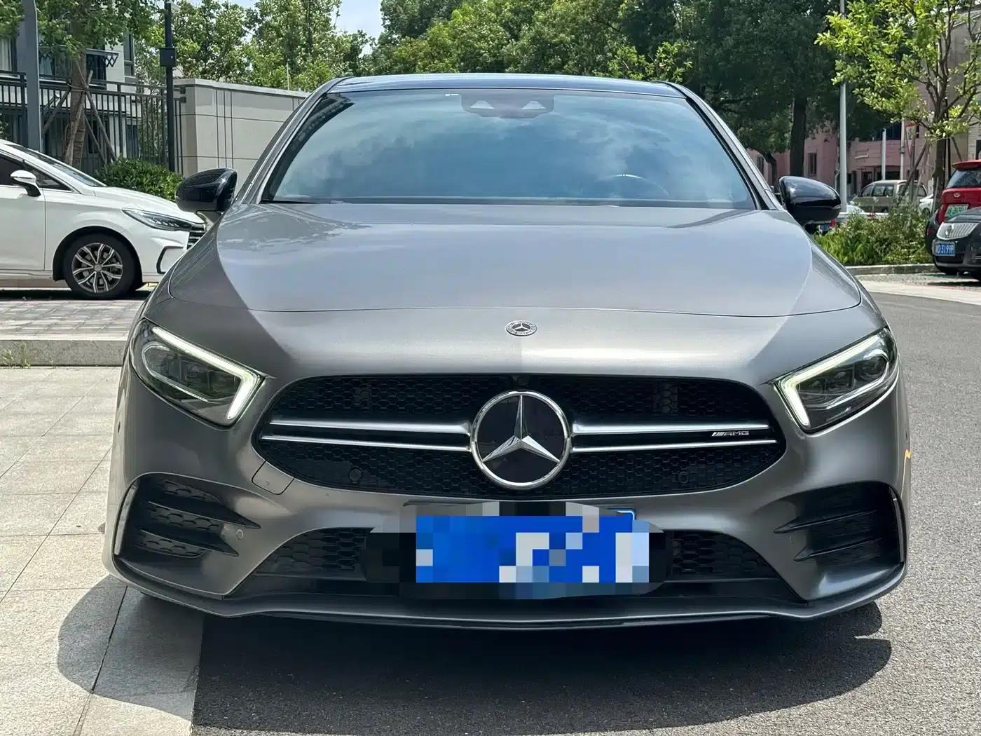 2021 Mercedes-Benz A-Class AMG A 35 L 4MATIC Midnight Edition — миниатюра 2