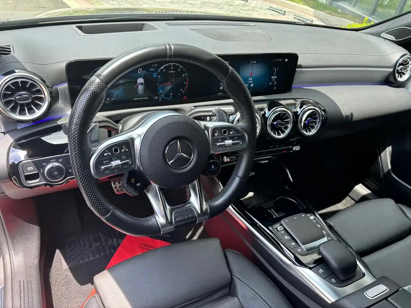 2021 Mercedes-Benz A-Class AMG A 35 L 4MATIC Midnight Edition — миниатюра 8