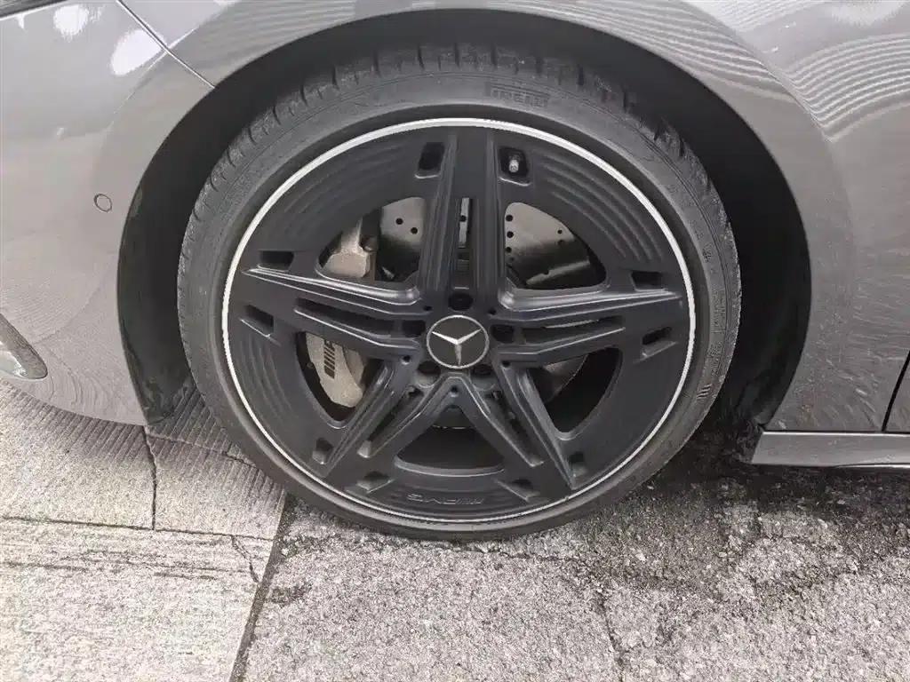Imported 2025 Mercedes-Benz A-Class AMG A 35 4MATIC — миниатюра 10