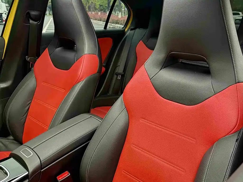 Imported 2024 Mercedes-Benz A-Class AMG A 35 4MATIC — миниатюра 11