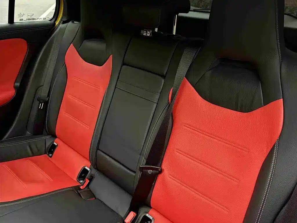 Imported 2024 Mercedes-Benz A-Class AMG A 35 4MATIC — миниатюра 13