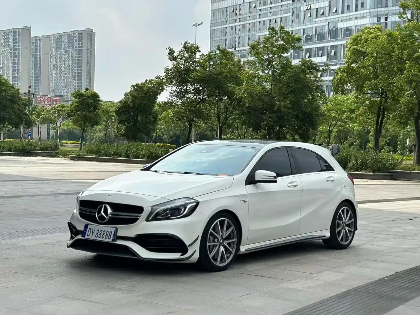 Imported 2017 Mercedes-Benz A-Class AMG A 45 4MATIC — миниатюра 1