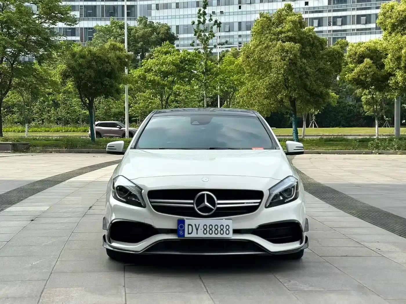 Imported 2017 Mercedes-Benz A-Class AMG A 45 4MATIC — миниатюра 2