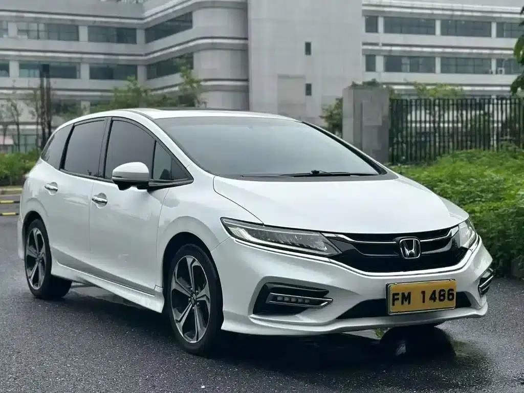 Jade 2017 210TURBO CVT Luxury Edition 5-seater — миниатюра 3