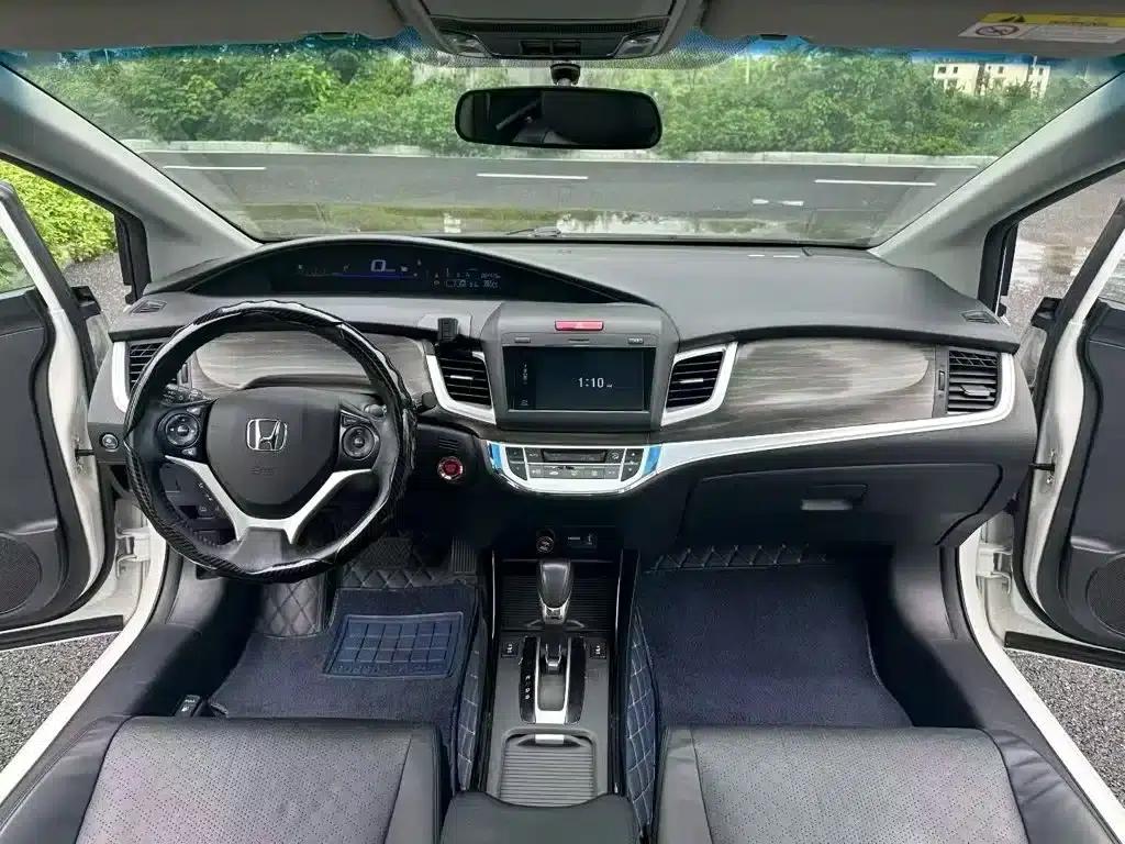 Jade 2017 210TURBO CVT Luxury Edition 5-seater — миниатюра 9