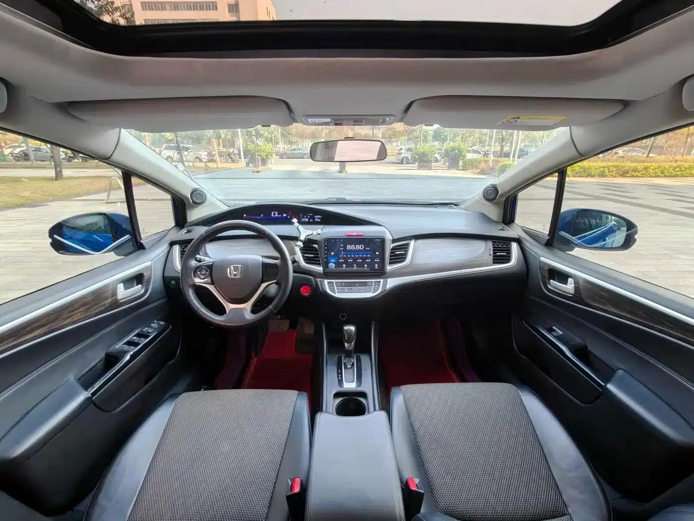 Jade 2017 1.8L Automatic Comfort Edition 5-seater — миниатюра 11