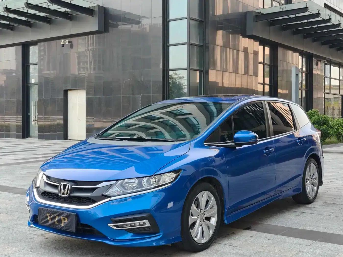 Jade 2017 1.8L Automatic Comfort Edition 5-seater — миниатюра 3