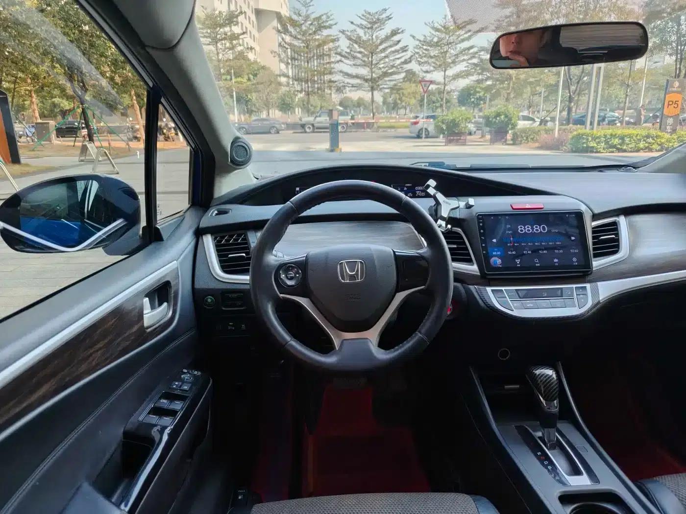 Jade 2017 1.8L Automatic Comfort Edition 5-seater — миниатюра 10