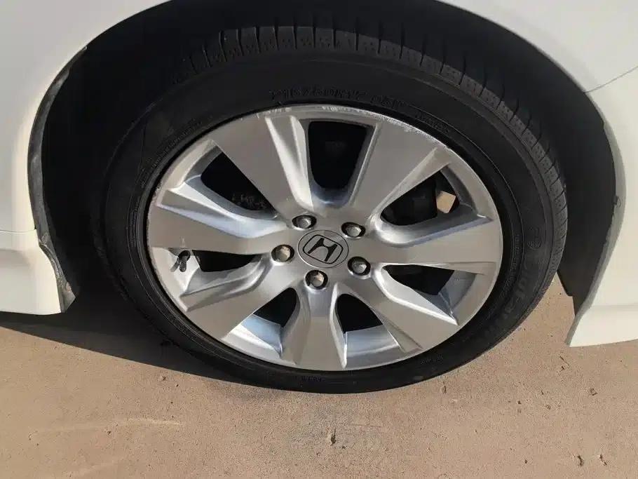 Jade 2014 1.8L Automatic Comfort Elite Edition 5-seater — миниатюра 6