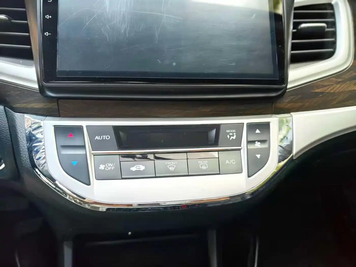 Jade 2017 1.8L Automatic Comfort Edition 5-seater — миниатюра 15