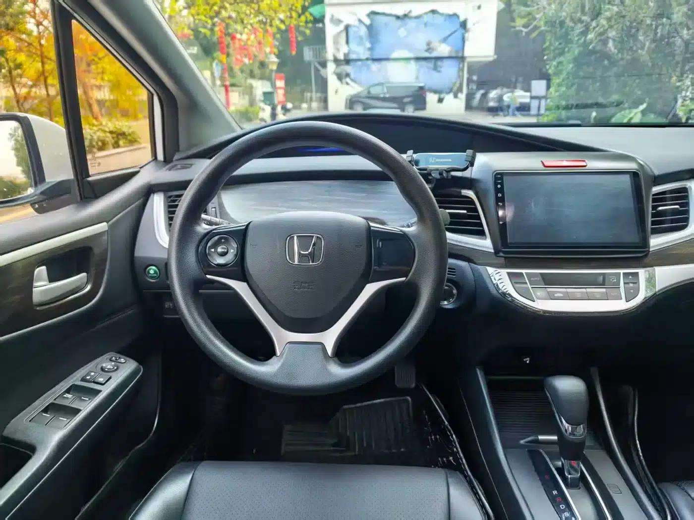 Jade 2017 1.8L Automatic Comfort Edition 5-seater — миниатюра 18