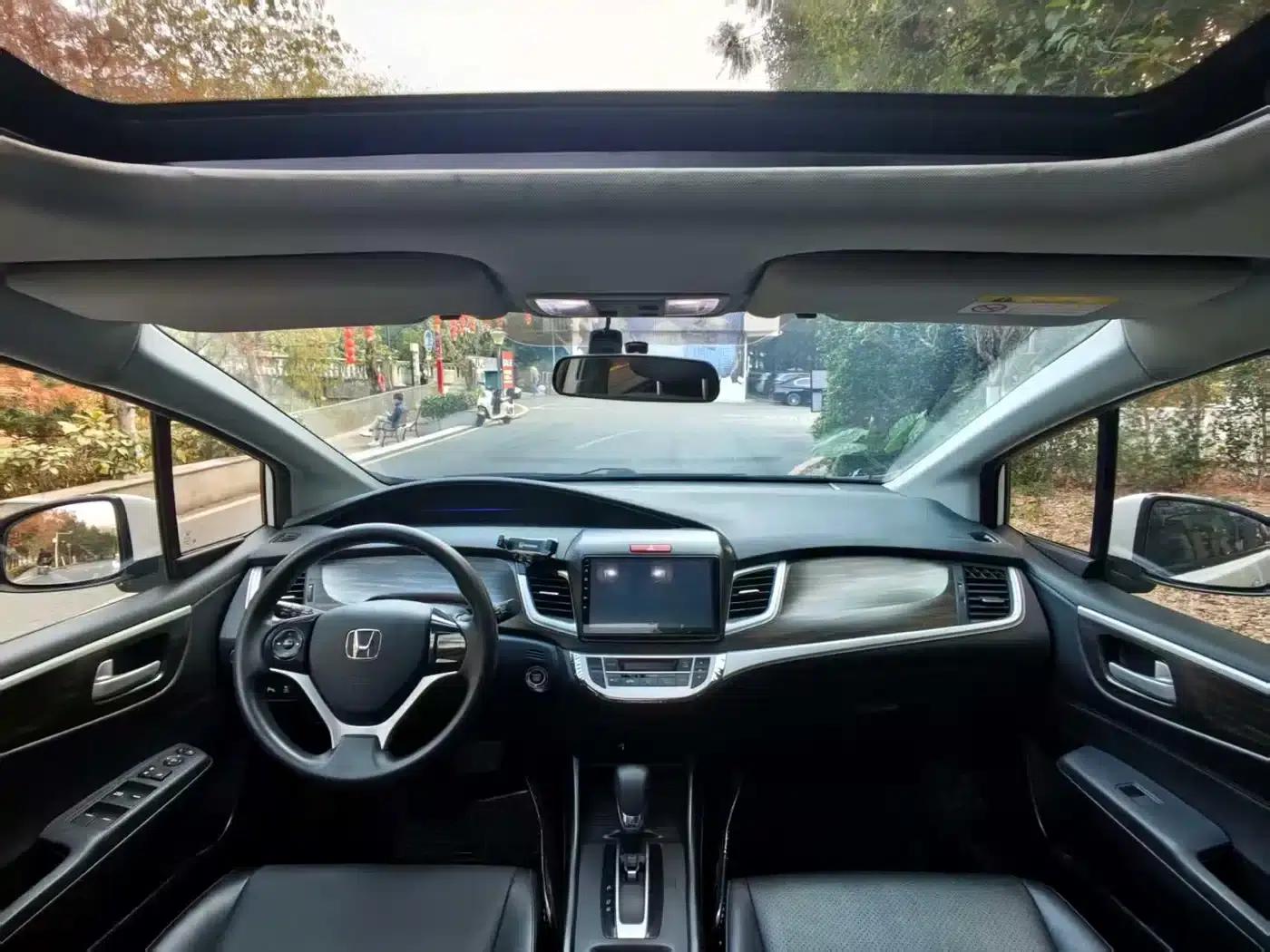 Jade 2017 1.8L Automatic Comfort Edition 5-seater — миниатюра 19