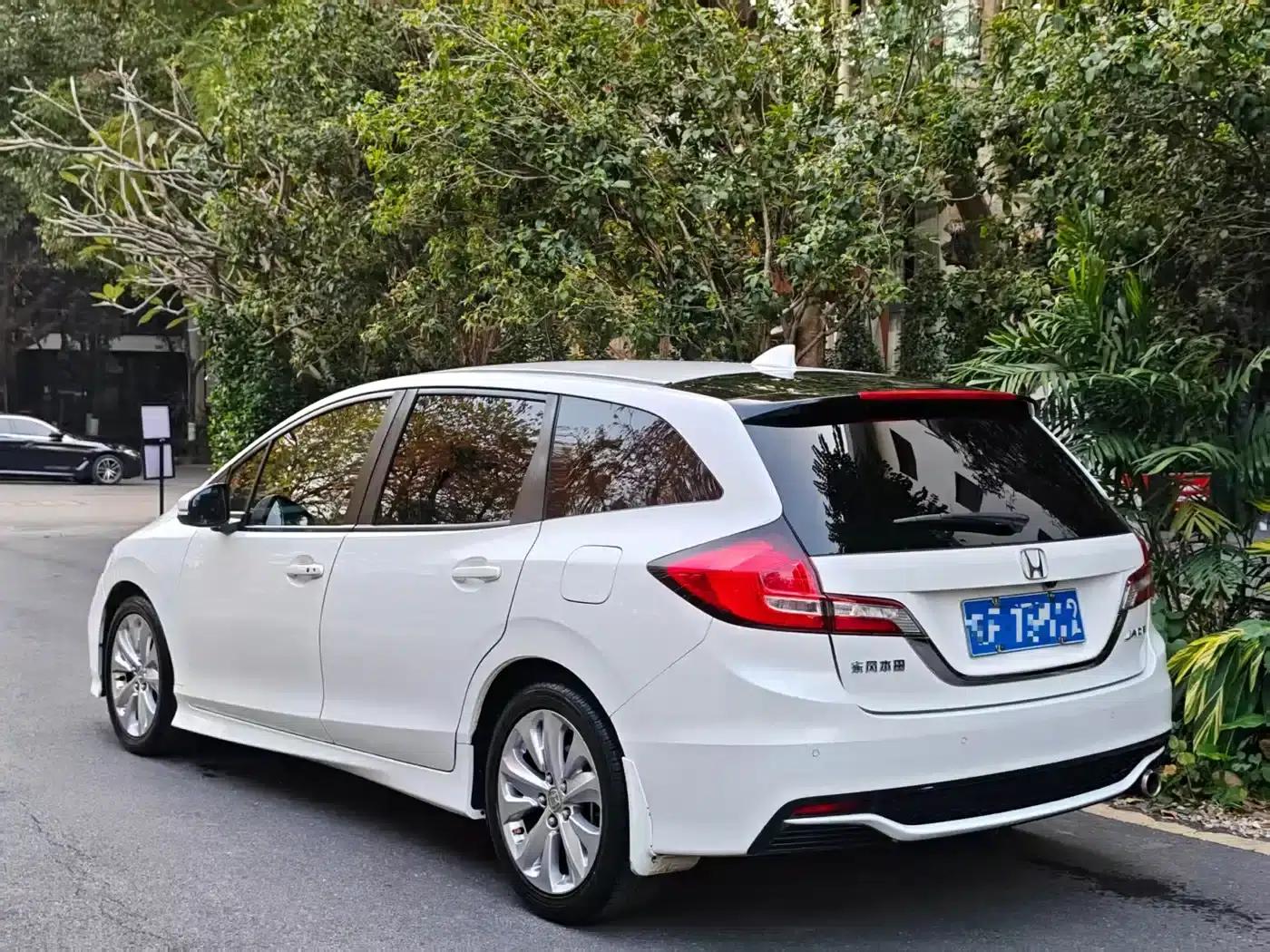 Jade 2017 1.8L Automatic Comfort Edition 5-seater — миниатюра 4