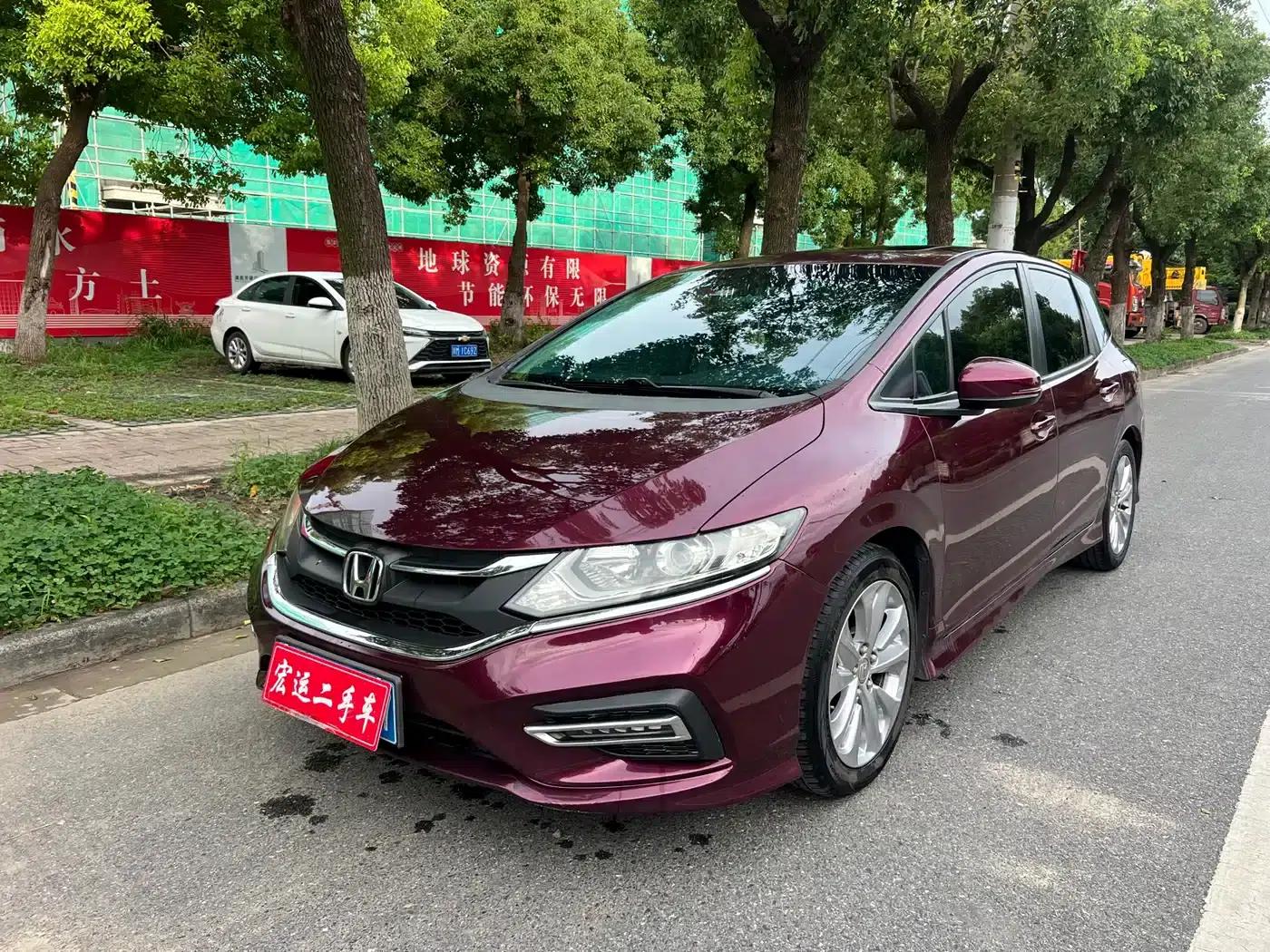 Jade 2017 1.8L Automatic Comfort Edition 5-seater — миниатюра 2