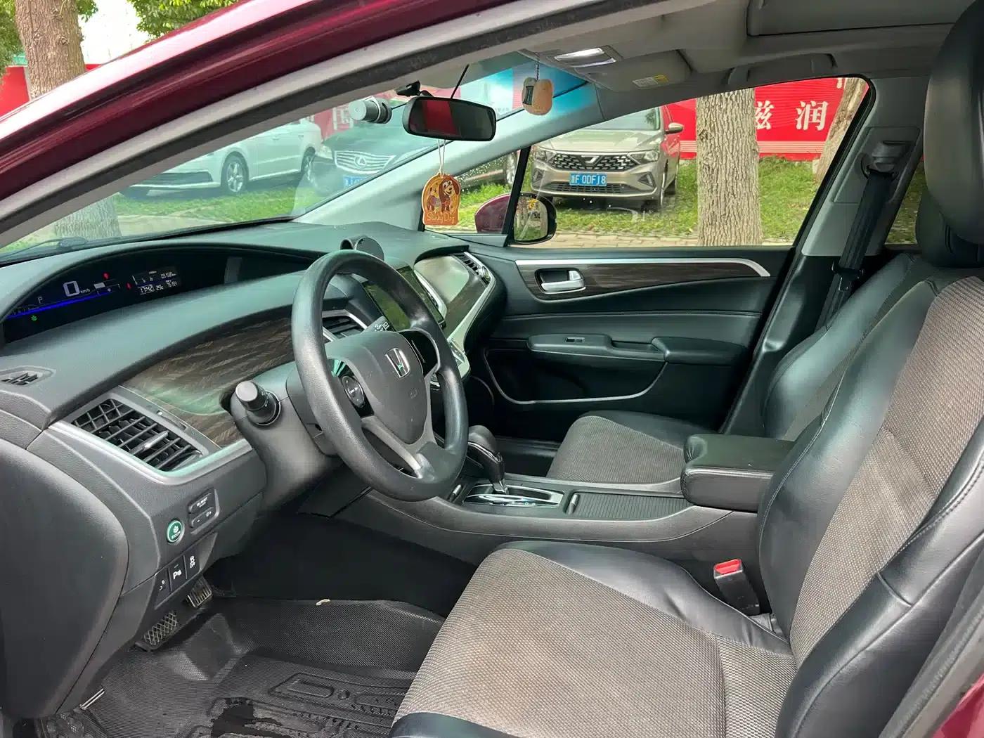 Jade 2017 1.8L Automatic Comfort Edition 5-seater — миниатюра 4
