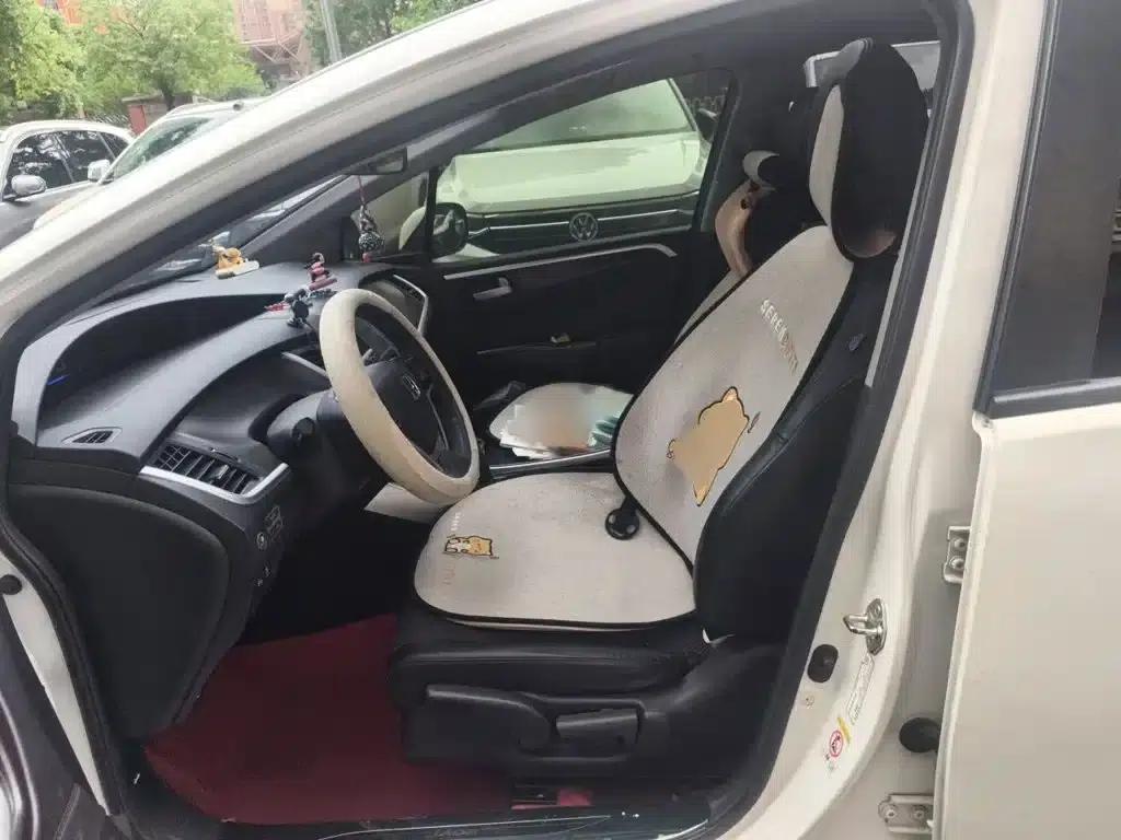 Jade 2014 1.8L Automatic Comfort Elite Edition 5-seater — миниатюра 8