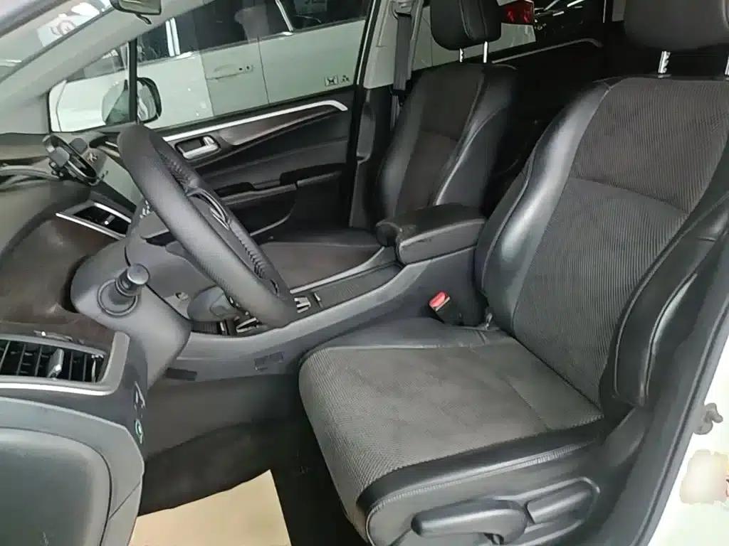 Jade 2016 1.8L Automatic Comfort Elite Edition 5-seater — миниатюра 15