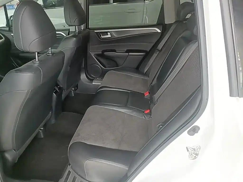 Jade 2016 1.8L Automatic Comfort Elite Edition 5-seater — миниатюра 17