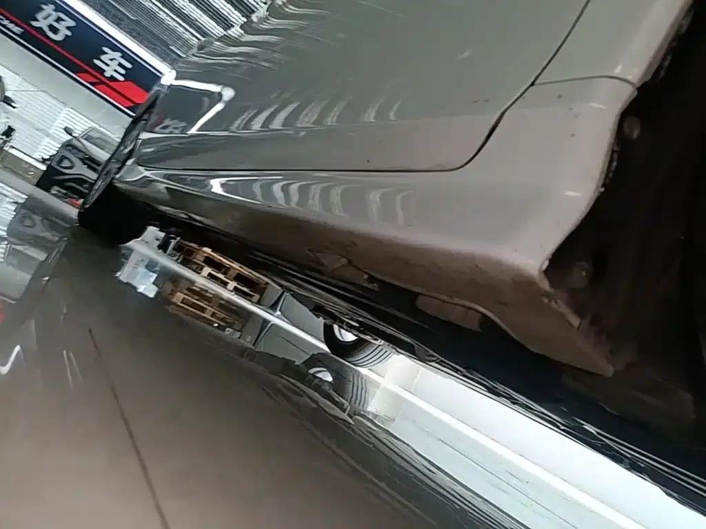 Jade 2016 1.8L Automatic Comfort Elite Edition 5-seater — миниатюра 21