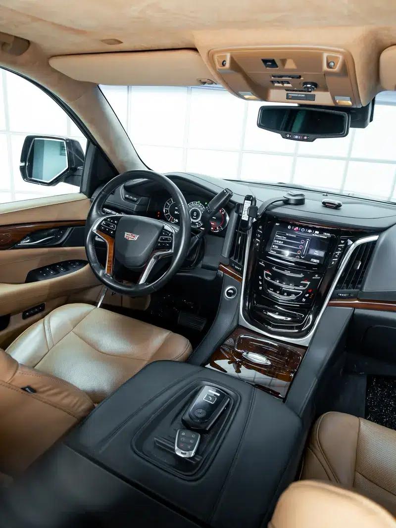 2016 Cadillac Escalade 6.2L Automatic 4WD 4-seater (Parallel Import) — миниатюра 12