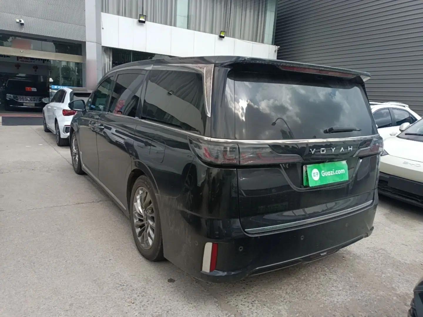 VOYAH Dream 2022 Low-Carbon Edition Dream+ Smart Enjoyment Package — миниатюра 4