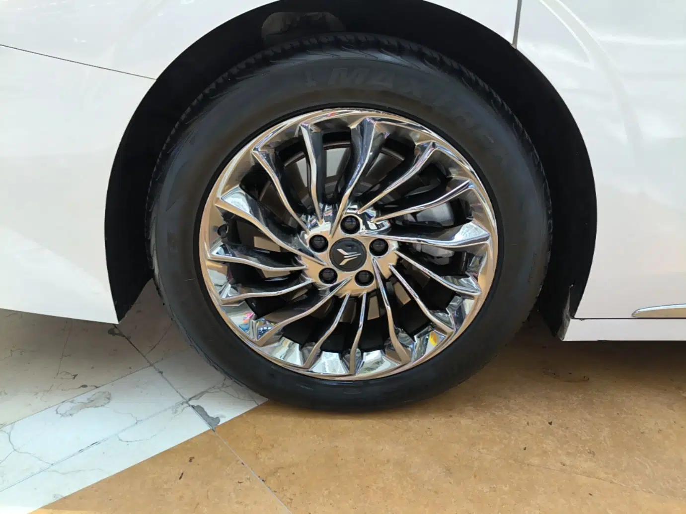 VOYAH Dream 2022 Low-Carbon Edition Dream+ Smart Enjoyment Package — миниатюра 11