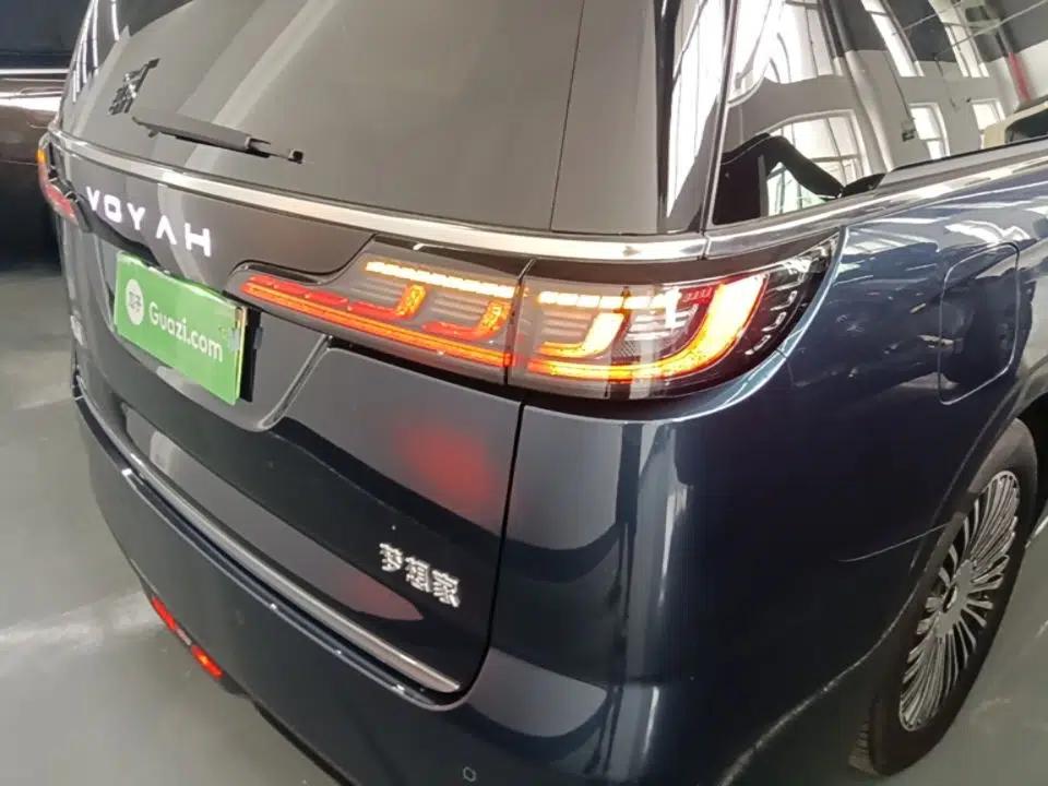 VOYAH Dream 2025 PHEV Four-Wheel-Drive Flagship Kunpeng Edition — миниатюра 14