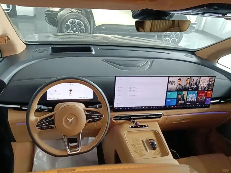 VOYAH Dream 2025 PHEV Four-Wheel-Drive Flagship Kunpeng Edition — миниатюра 17