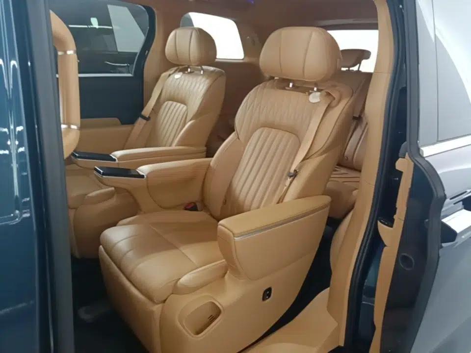 VOYAH Dream 2025 PHEV Four-Wheel-Drive Flagship Kunpeng Edition — миниатюра 25