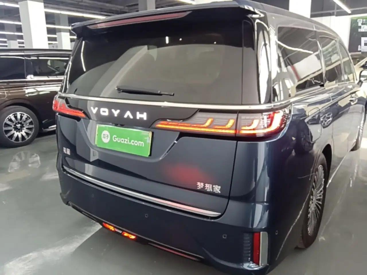 VOYAH Dream 2025 PHEV Four-Wheel-Drive Flagship Kunpeng Edition — миниатюра 5