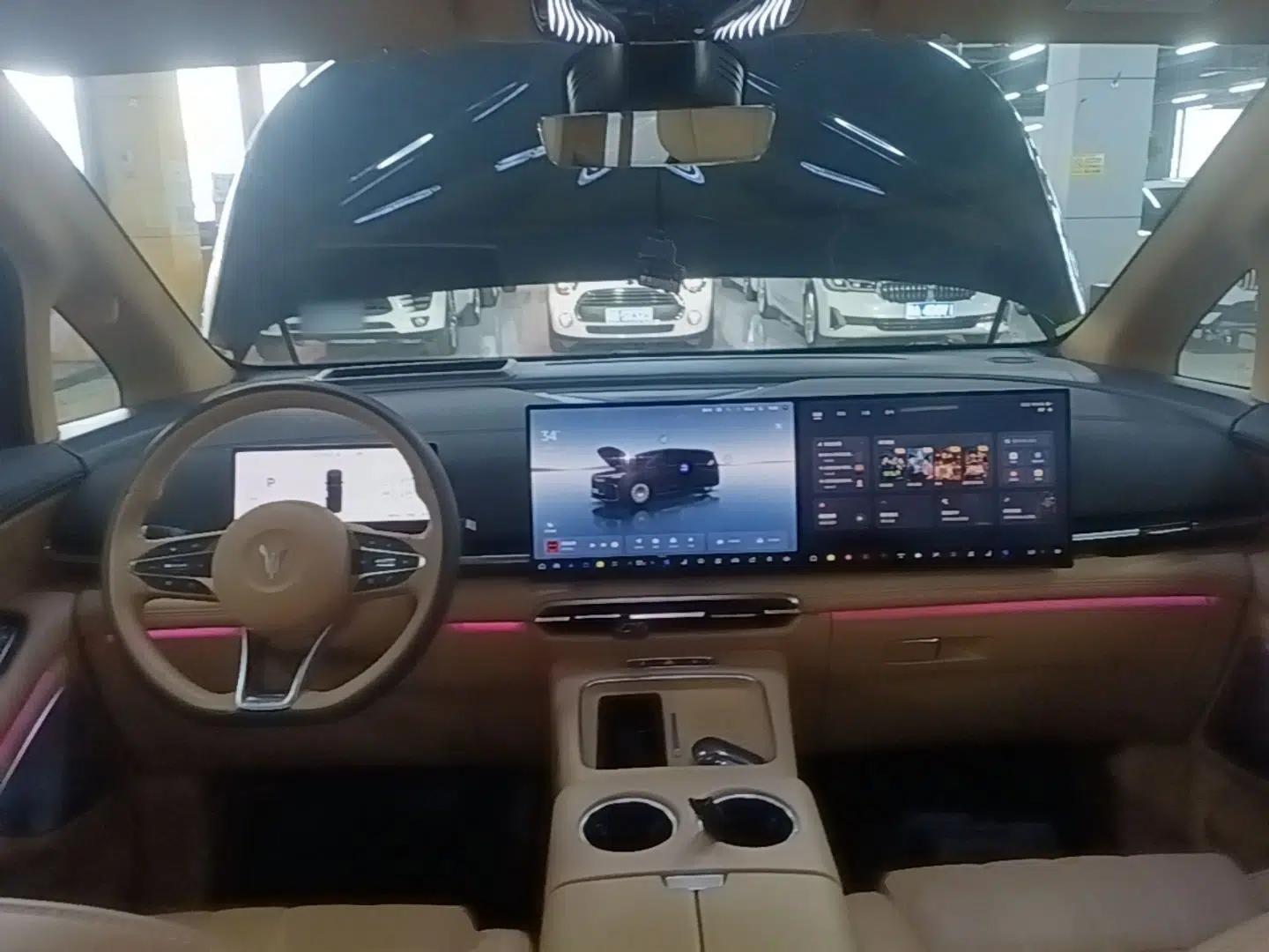 VOYAH Dream 2025 PHEV Four-Wheel Drive Prestige Kunpeng Edition — миниатюра 12