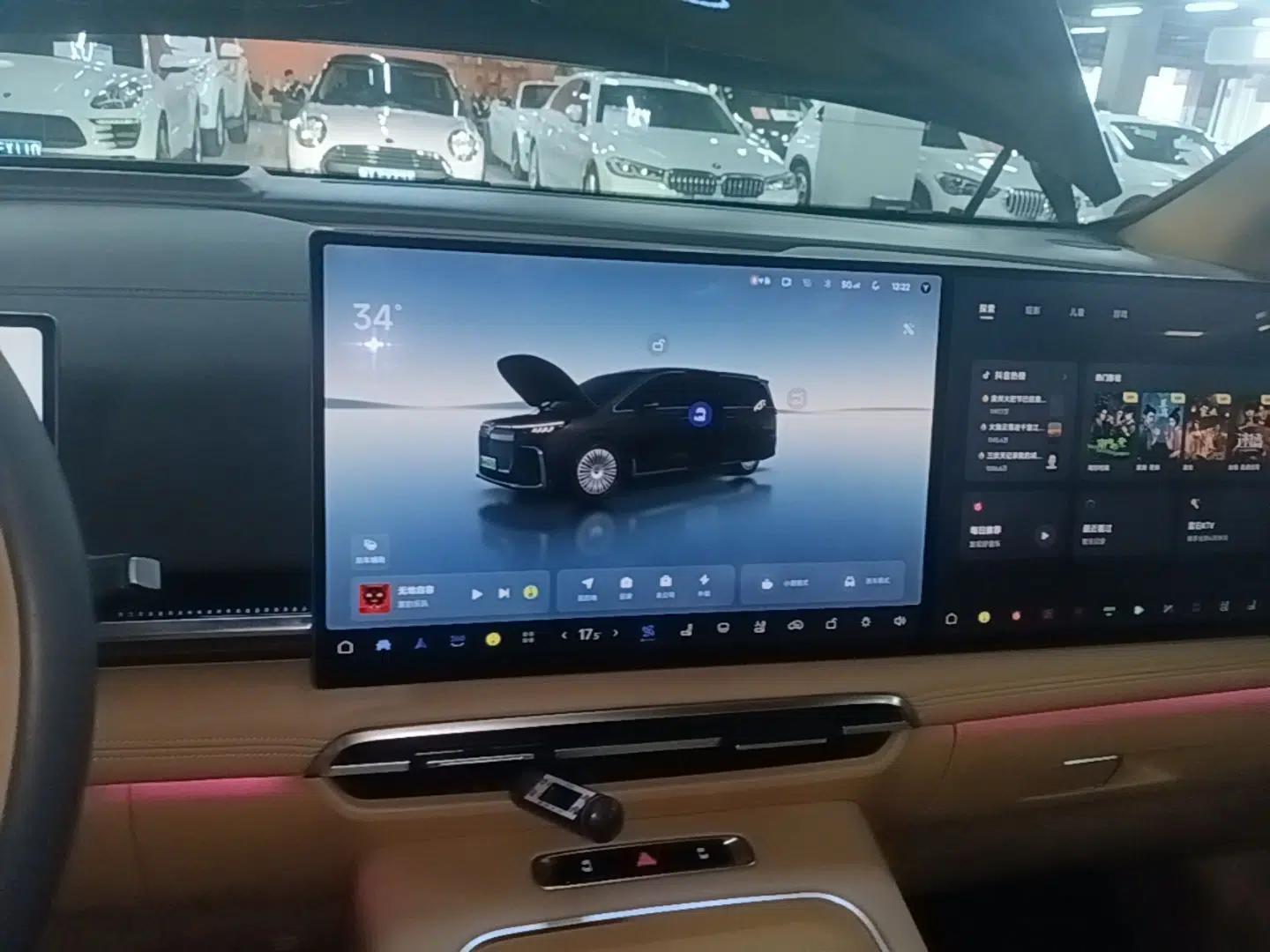 VOYAH Dream 2025 PHEV Four-Wheel Drive Prestige Kunpeng Edition — миниатюра 15