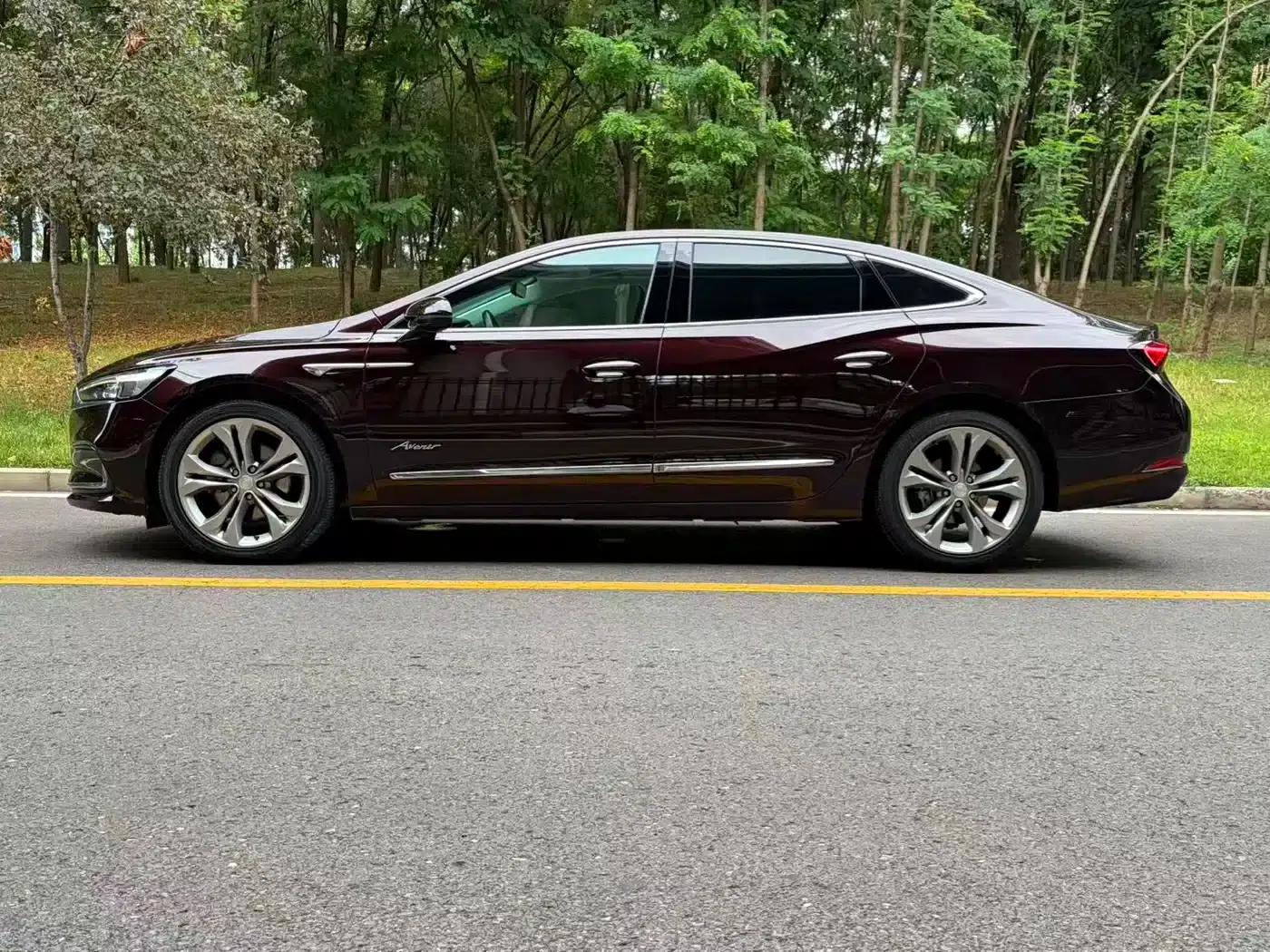 Buick LaCrosse 2021 Avenir (First Enjoyment Edition) — миниатюра 3