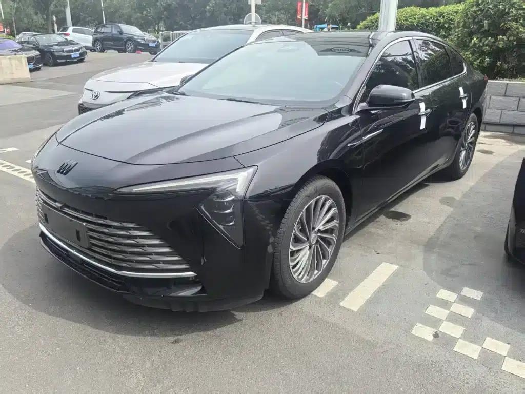 Buick LaCrosse 2024 28T Premium Edition — миниатюра 2