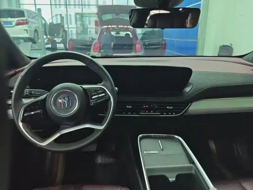 Buick LaCrosse 2024 28T Premium Edition — миниатюра 4