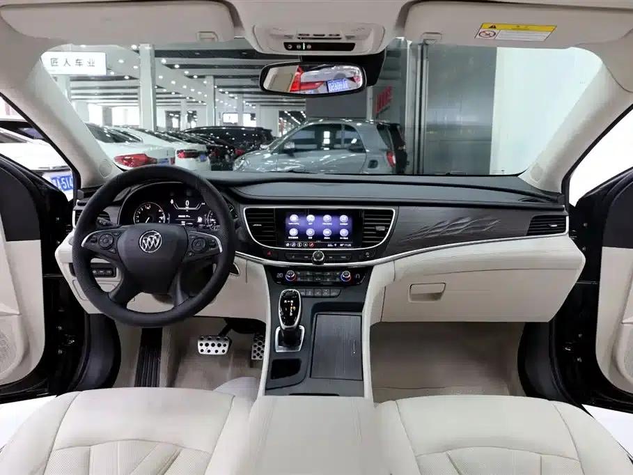 Buick LaCrosse 2019 28T Avenir — миниатюра 9