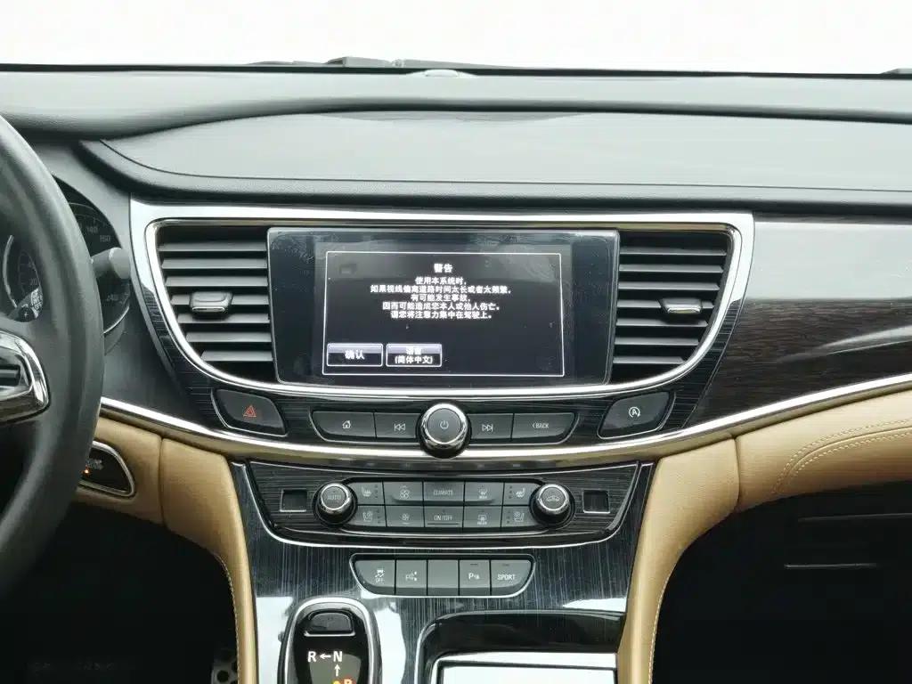 Buick LaCrosse 2016 28T Premium Edition — миниатюра 12