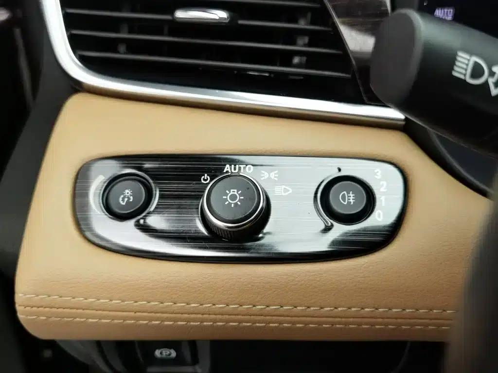 Buick LaCrosse 2016 28T Premium Edition — миниатюра 21
