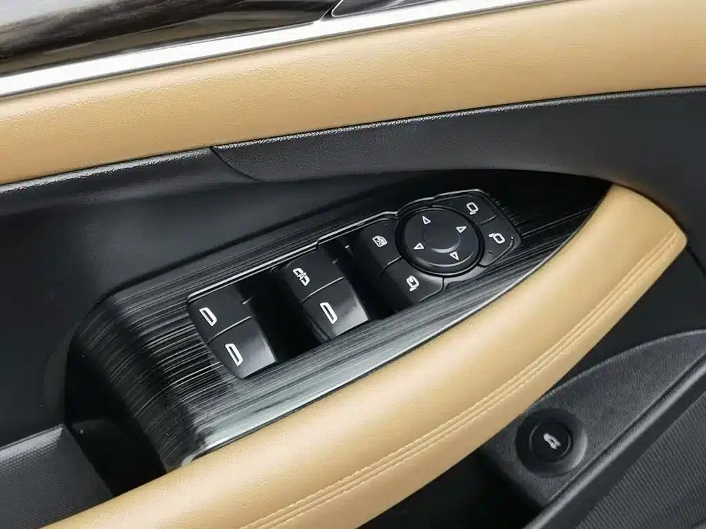 Buick LaCrosse 2016 28T Premium Edition — миниатюра 9