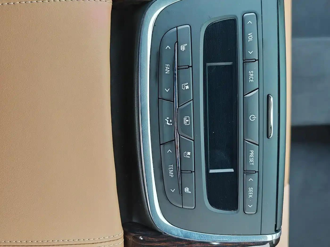 Buick LaCrosse 2016 28T Flagship Edition — миниатюра 10