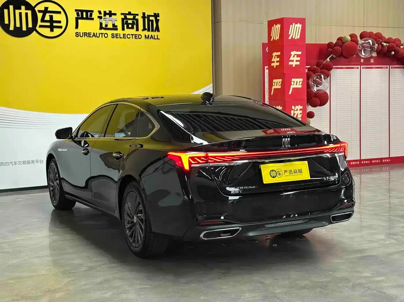 Buick LaCrosse 2025 28T Platinum Edition — миниатюра 4