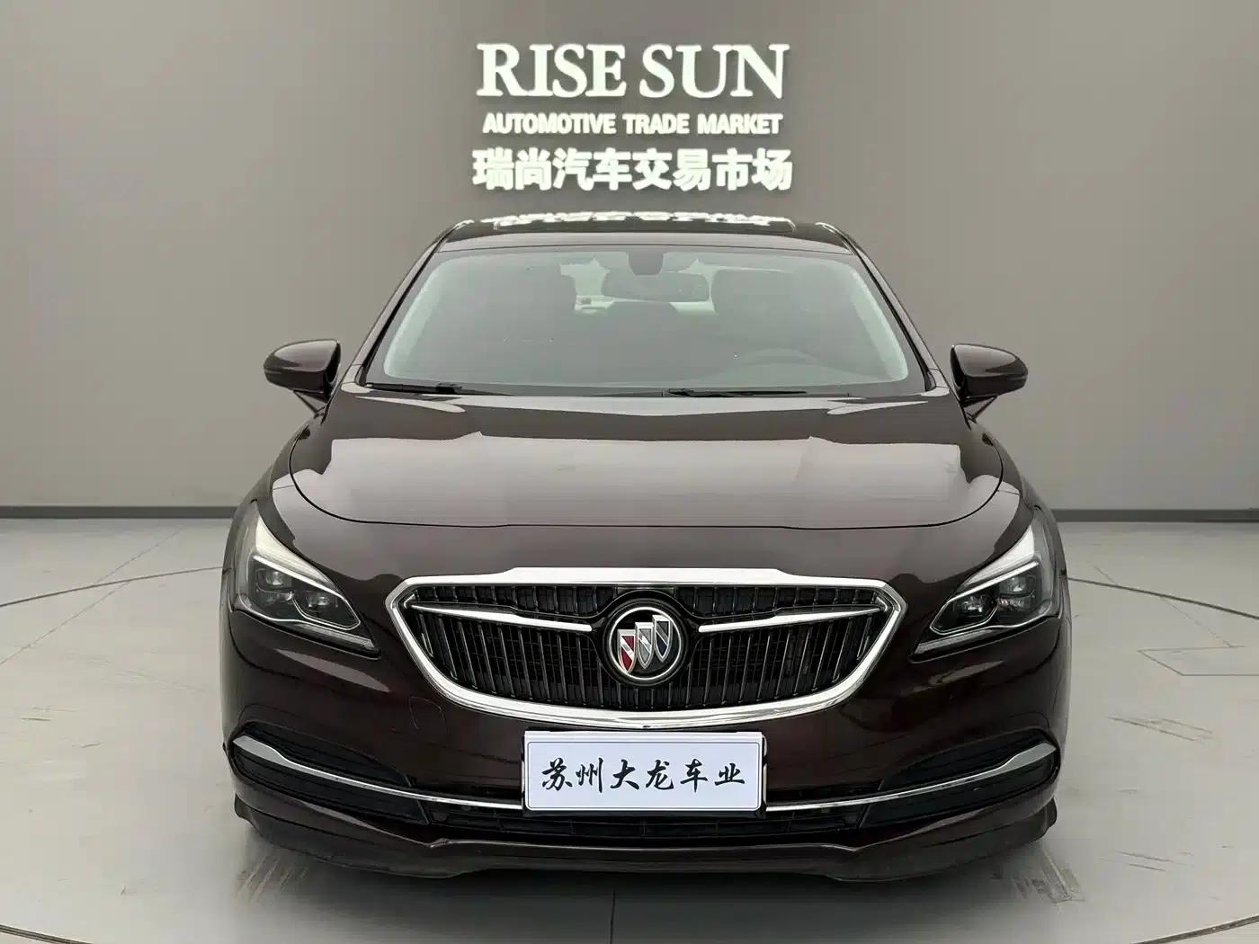 Buick LaCrosse 2018 20T Elite — миниатюра 3