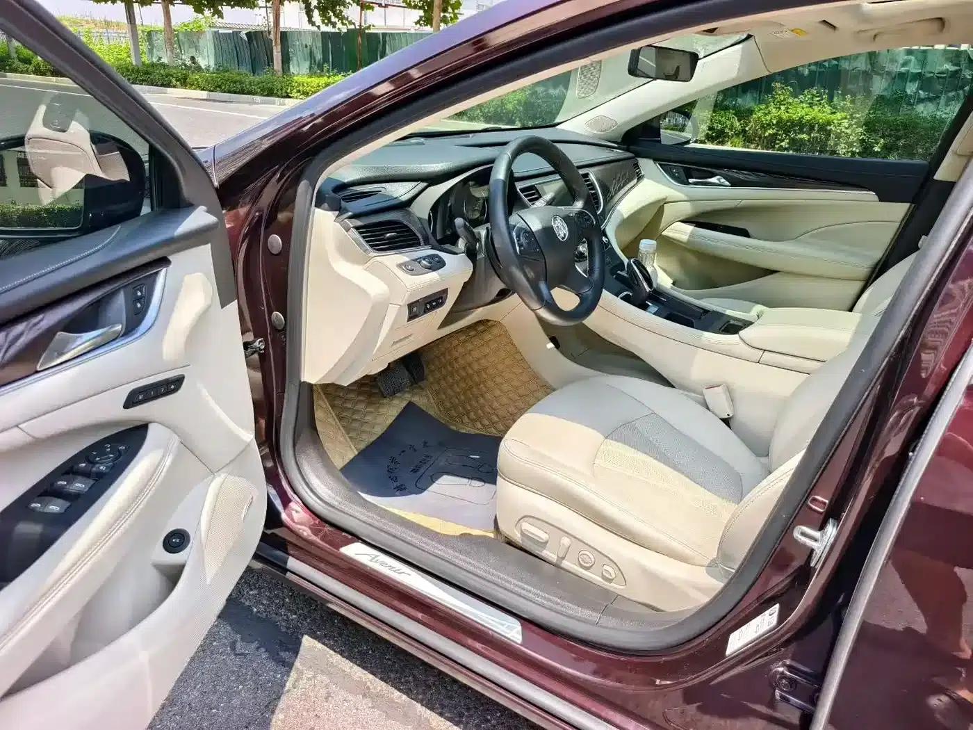 Buick LaCrosse 2021 Avenir Flagship Edition — миниатюра 3