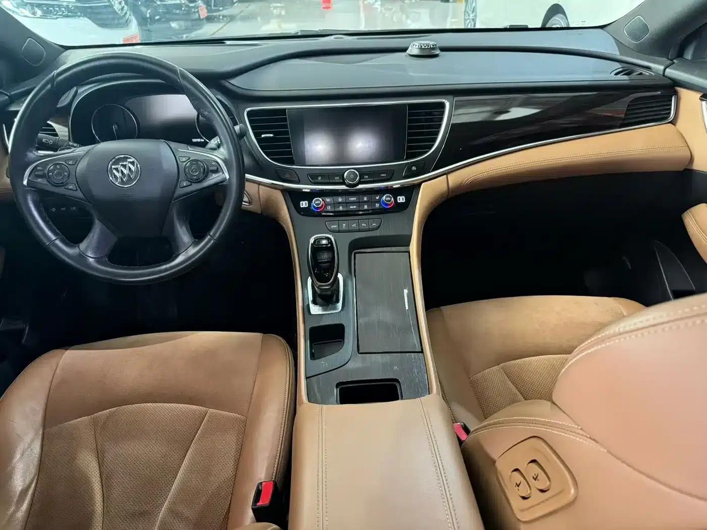 Buick LaCrosse 2018 28T Luxury Edition — миниатюра 7