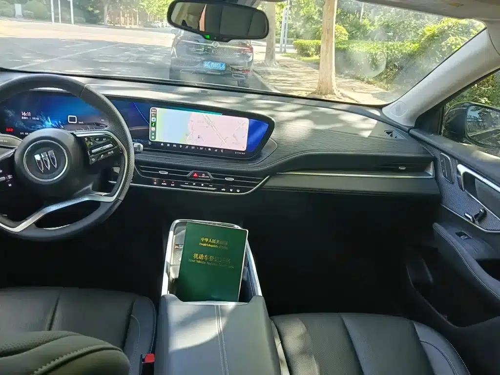 Buick LaCrosse 2025 28T Platinum Edition — миниатюра 6