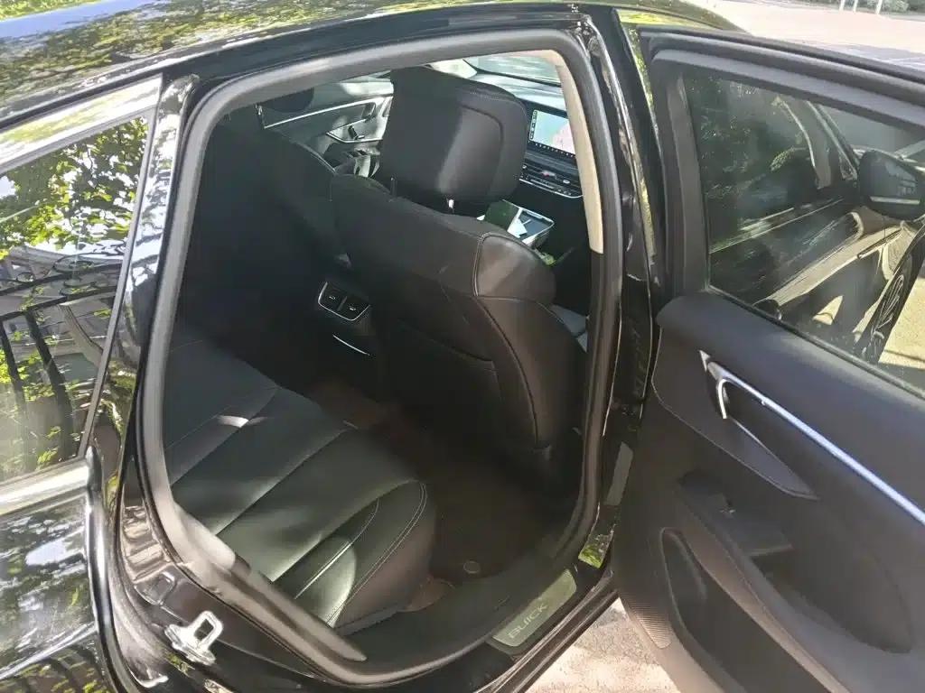 Buick LaCrosse 2025 28T Platinum Edition — миниатюра 7